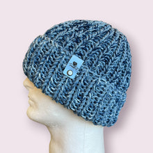 Load image into Gallery viewer, Blue Chunky Knit Beanie
