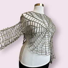 Load image into Gallery viewer, Large All Hallows’ Weave Top
