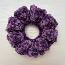 Load image into Gallery viewer, Custom Velvet Scrunchies
